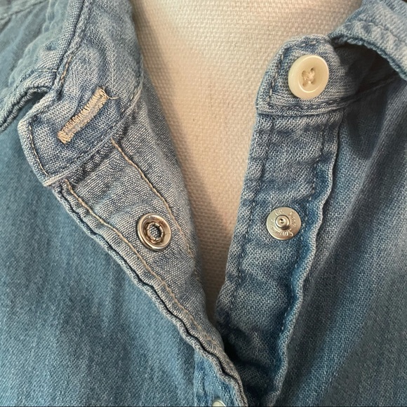 Levi Strauss & Co. Classic Fit Jean Jacket - Picture 5 of 8